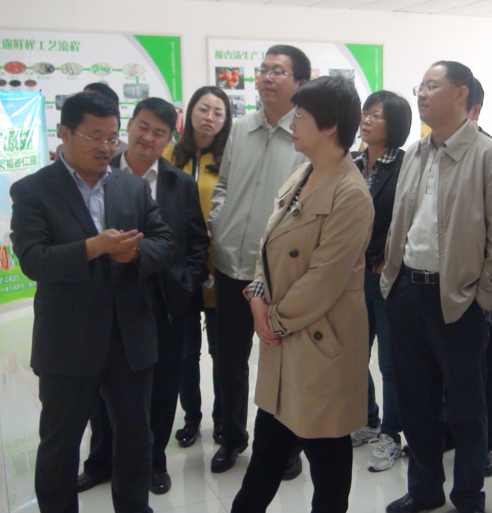 地下室的雏田全彩漫画免费阅读